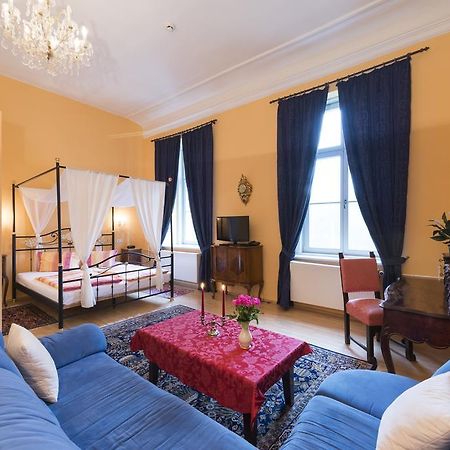 Schlosshotel Ruehstaedt Garni - Natur & Erholung An Der Elbe 外观 照片